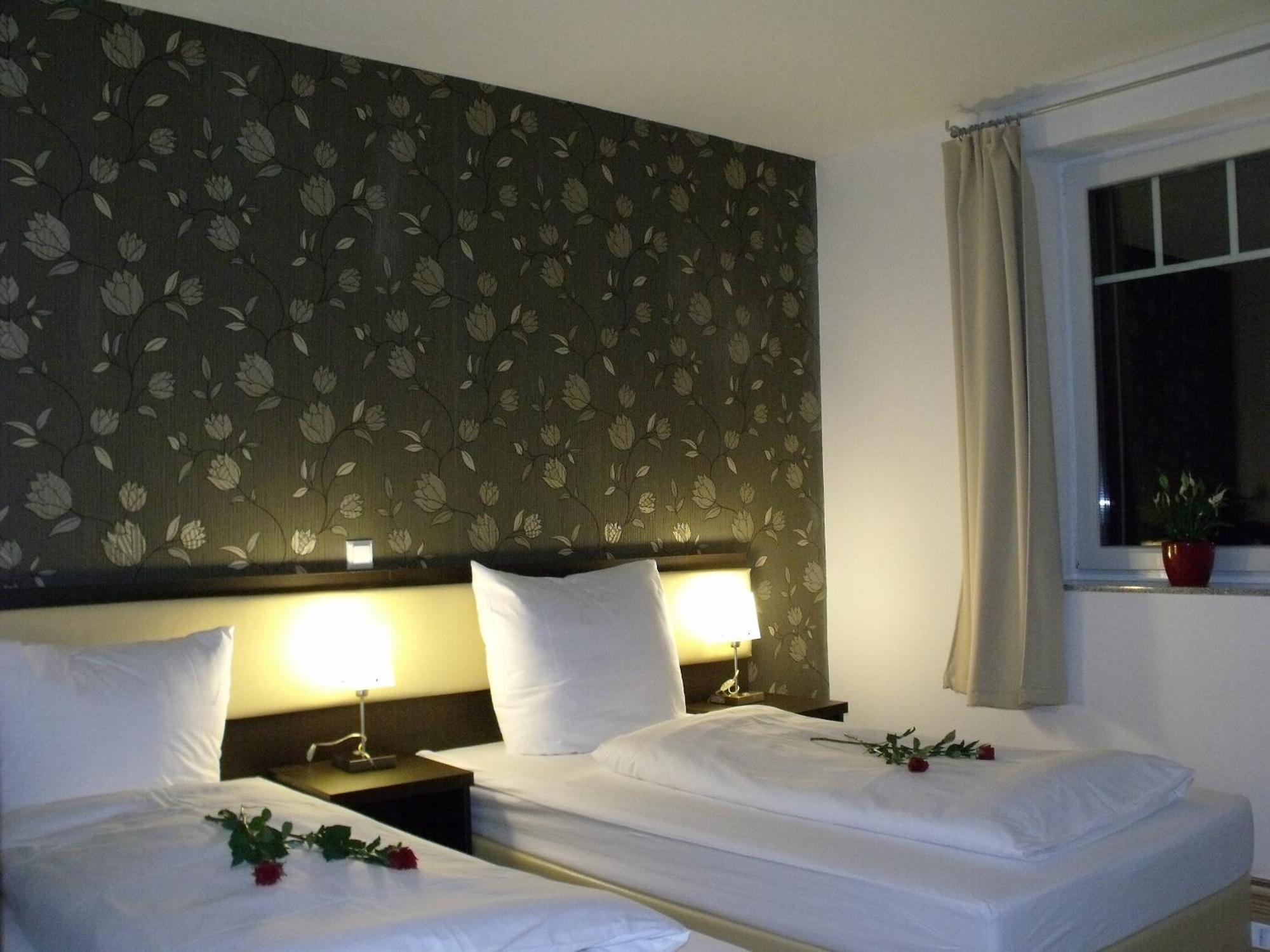 Cityhotel Ahlen Garni Экстерьер фото