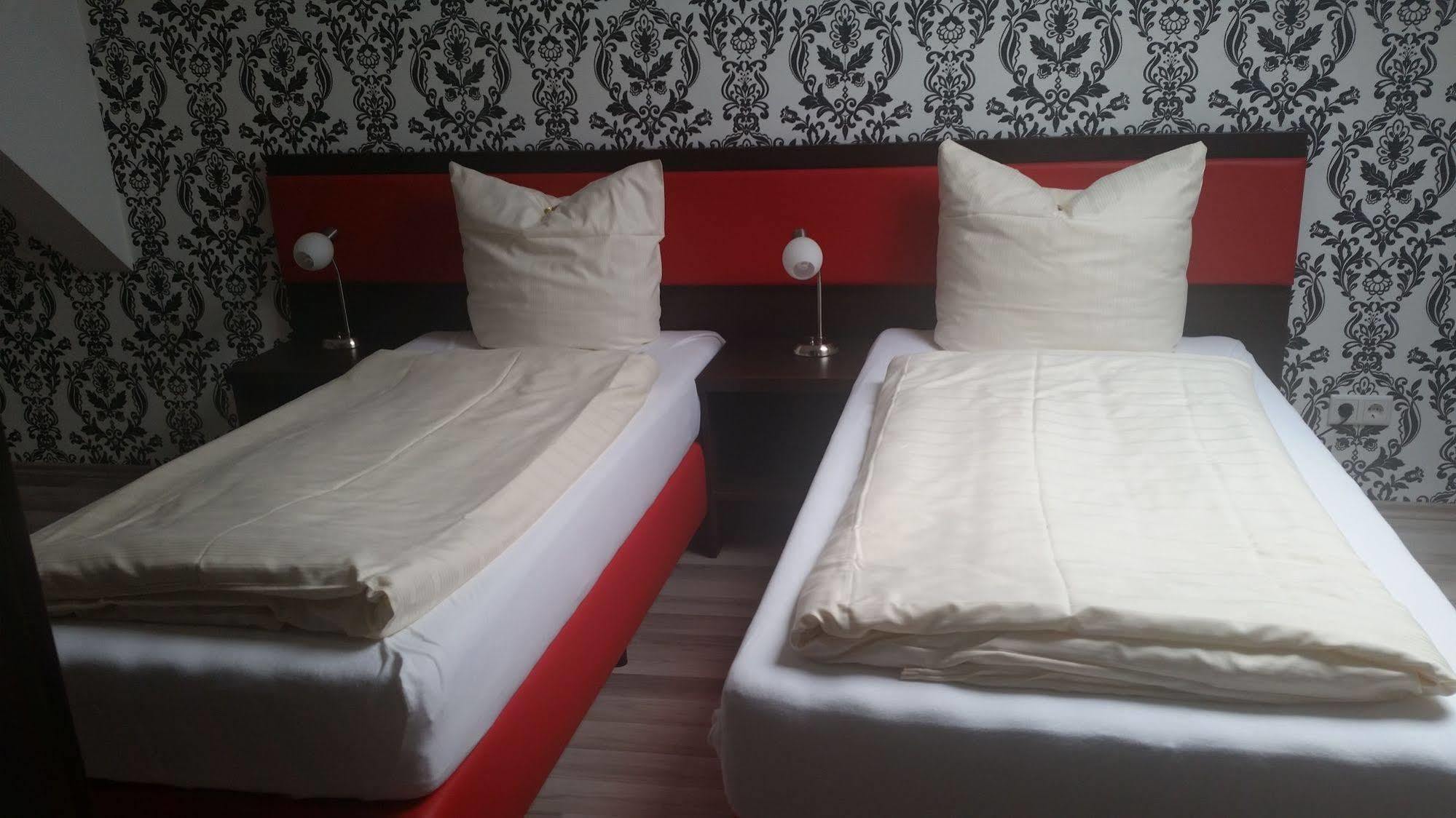 Cityhotel Ahlen Garni Экстерьер фото